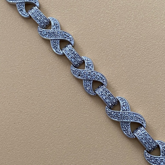 Lot of 4 Sterling with pearl, onyx and CZs bracelets. Like new. - Picture 2 of 5